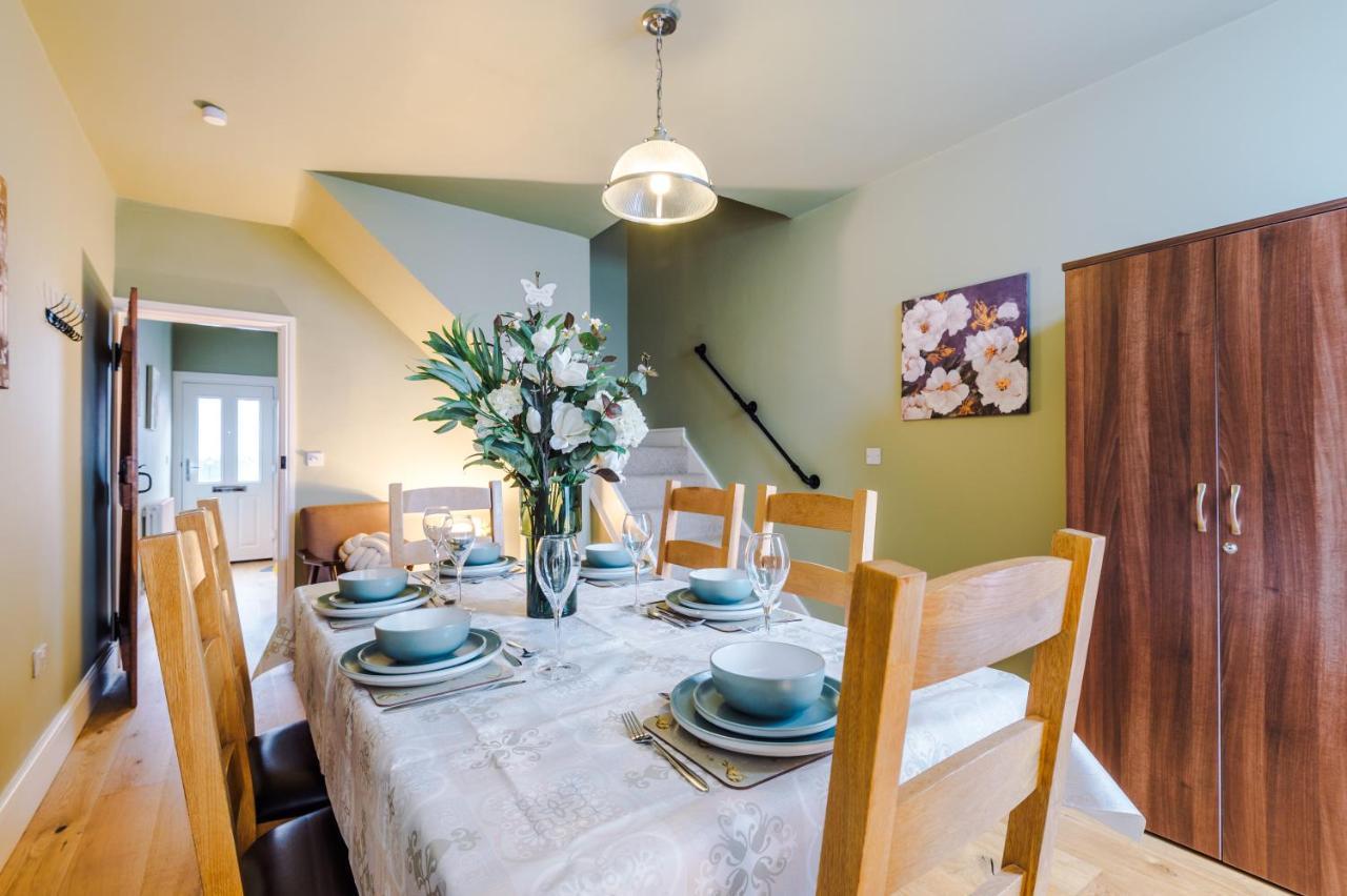 New! Gorgeous 2-Bed Home In Chester City Centre By 53 Degrees Property - Incredible Location, Ideal For Small Groups - Sleeps 6! Exteriör bild