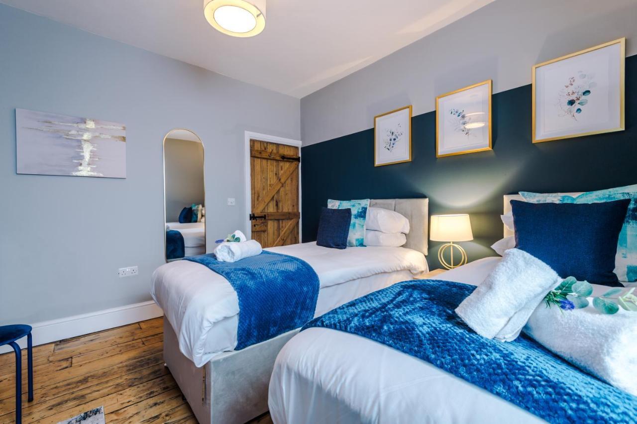 New! Gorgeous 2-Bed Home In Chester City Centre By 53 Degrees Property - Incredible Location, Ideal For Small Groups - Sleeps 6! Exteriör bild