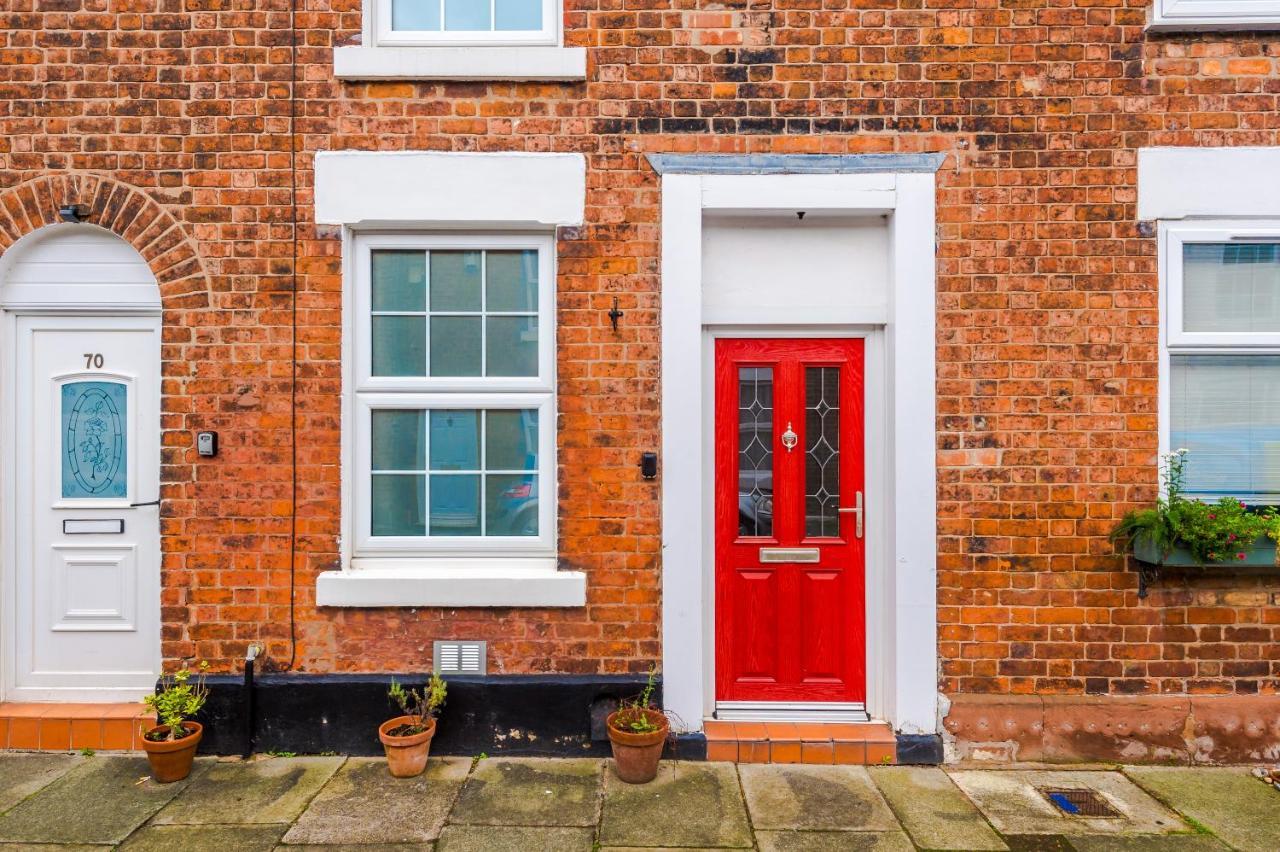 New! Gorgeous 2-Bed Home In Chester City Centre By 53 Degrees Property - Incredible Location, Ideal For Small Groups - Sleeps 6! Exteriör bild